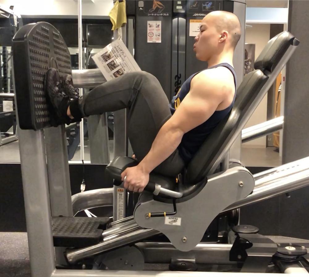 レッグプレスの効果＆やり方！平均重量、マシンの正しい使い方も！部位別にメニューを解説