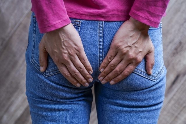 中臀筋の筋トレ&ストレッチメニュー!ヒップアップする鍛え方のコツも徹底解説