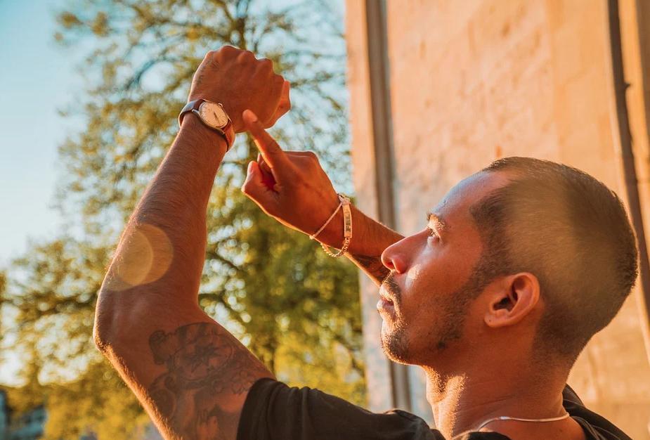 手首の鍛え方11選！鍛えるメリットや注意点！道具なしの自重筋トレも多数紹介