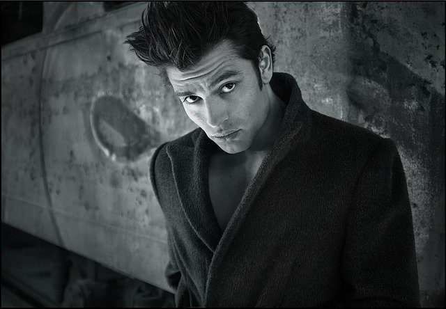 小栗旬の髪型【2024最新】金髪・短髪・パーマ、クローズなど作品別!セット&オーダー方法も