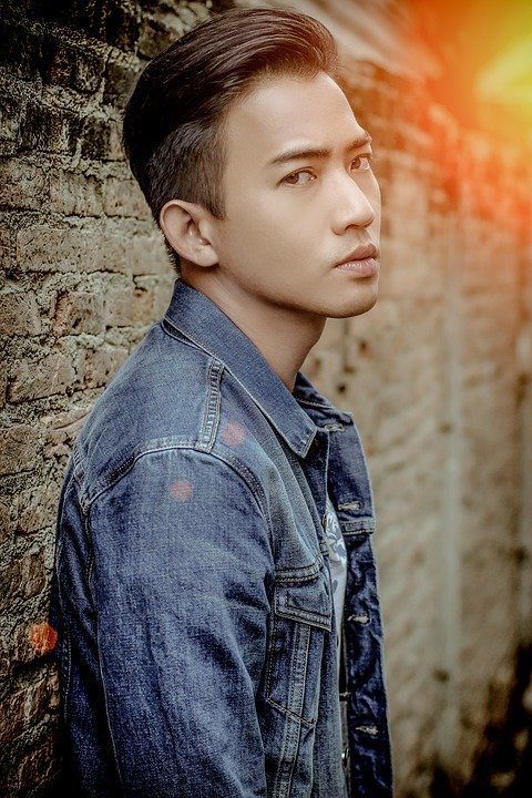 数原龍友の髪型【2024最新】失敗しない頼み方&セットを短髪・センター分けなど全種網羅!