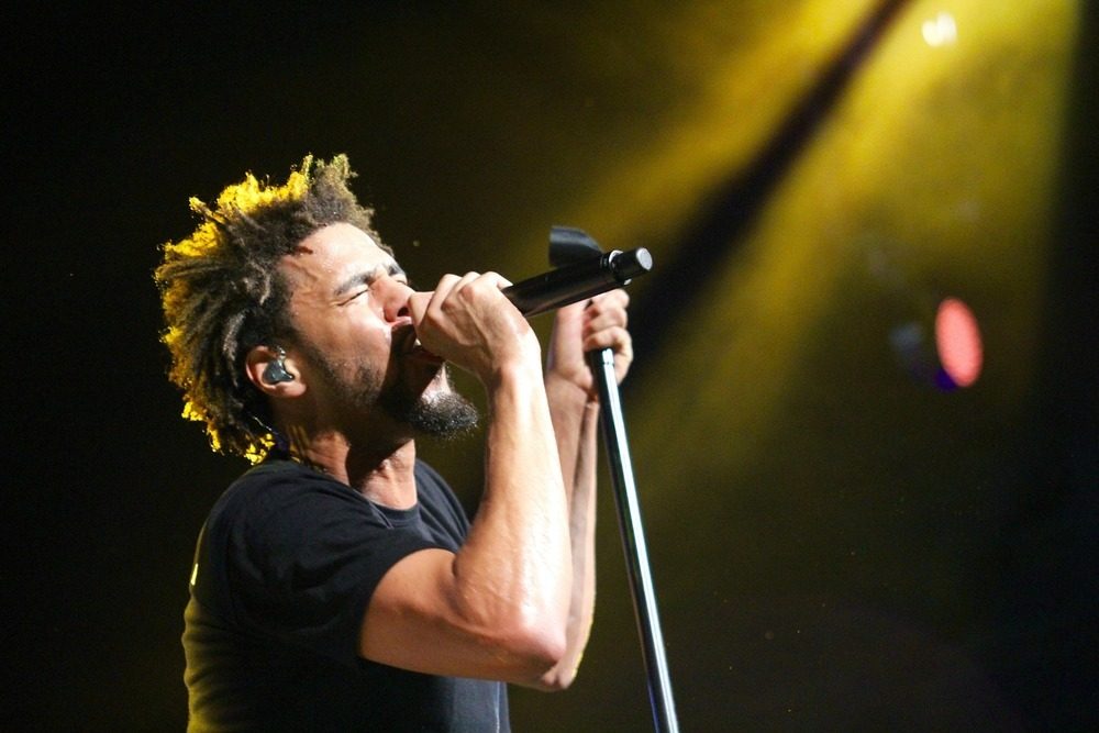 【ラッパー×ツイストパーマ】おすすめ7選！失敗しない頼み方＆セット方法も！