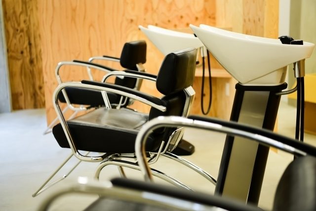 【ショート×パーマ】女子ウケ抜群メンズ髪型20選!セット&頼み方も!