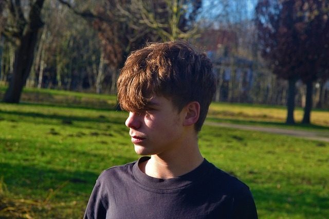 【ツーブロック×マッシュ】女子ウケ抜群メンズ髪型20選！セット＆頼み方も解説！