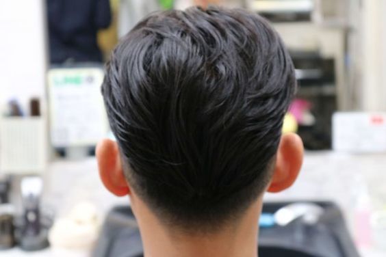 おでこ広い人に似合う髪型！くせ毛・前髪薄い・ハゲなど悩み別！セット＆頼み方まで解説！