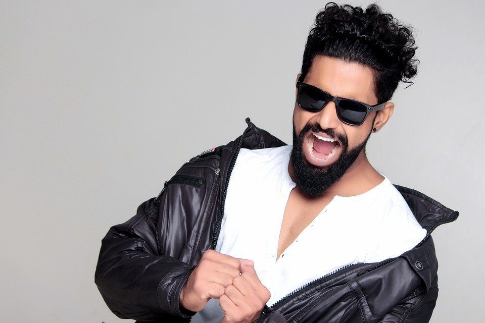 天パでもかっこいい芸能人の髪型！女子ウケ抜群くせ毛ヘア〜セット方法まで解説！