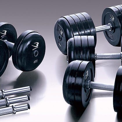 ダンベルスイングの効果&やり方!全身強化できて有酸素運動にもなり最強!