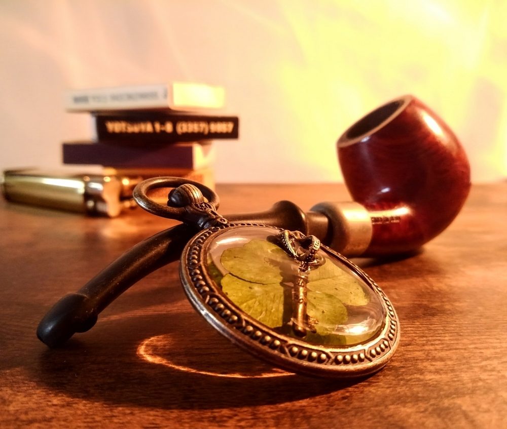 ブリティッシュスタイルとは?街着でお洒落なコーデ例〜アイテム選びまで解説