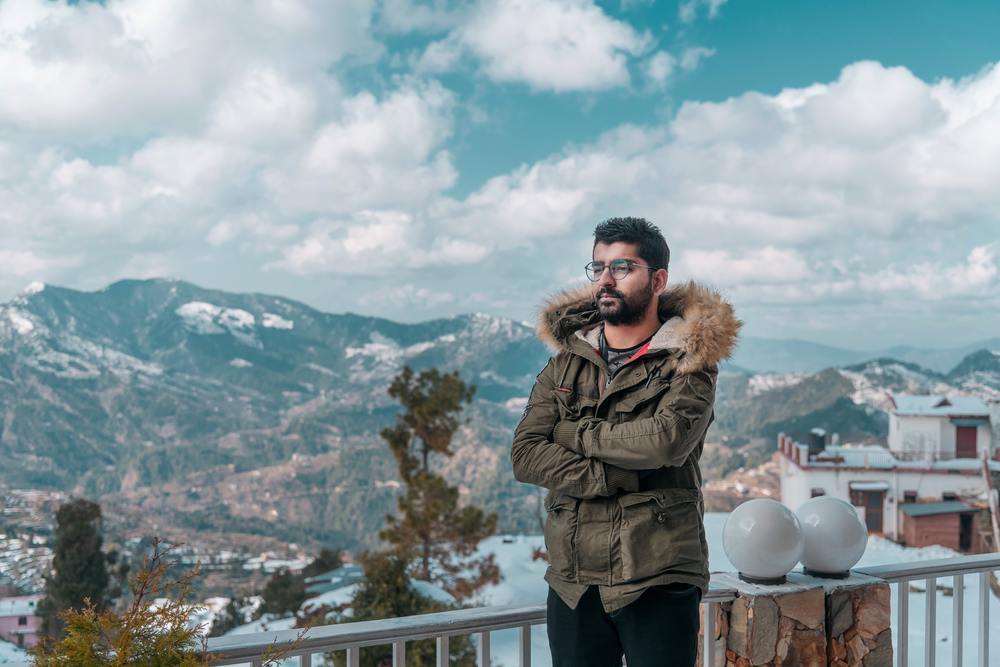 N-2Bジャケットの人気が急騰中!お洒落コーデ例からおすすめアイテムをチェック!