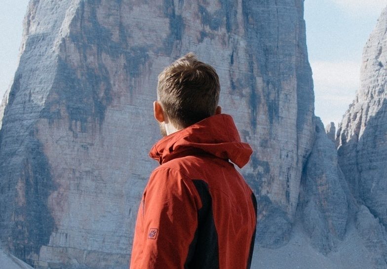 コロンビアのマウンテンパーカー!他ブランドにない魅力〜コーデ例など!