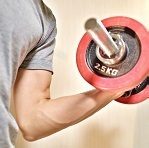 筋トレ×若返りの関係性!論文を元に美容効果を検証!実感した体験談も!