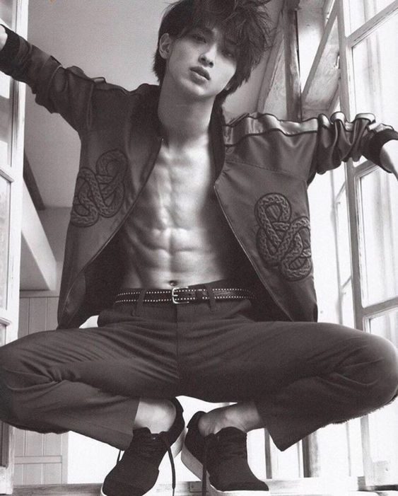 【画像】横浜流星の筋肉がヤバすぎ!バキバキ腹筋の理由〜筋トレメニューまで紹介!