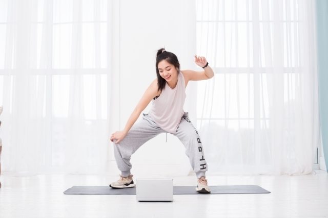 竹脇まりなの『ハンズクラップダンス』が痩せる!効果を得た口コミまで紹介!