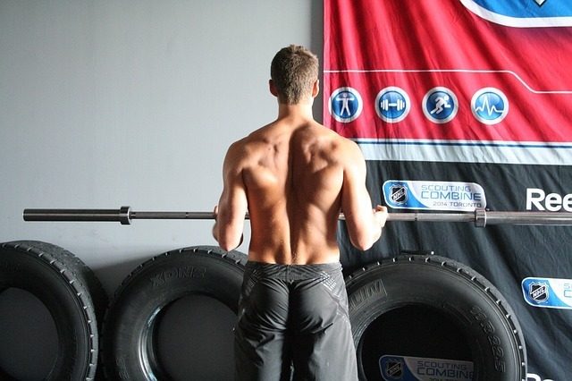 TOPボディビルダーの背中トレを特集!評価ポイント〜画像集まで!